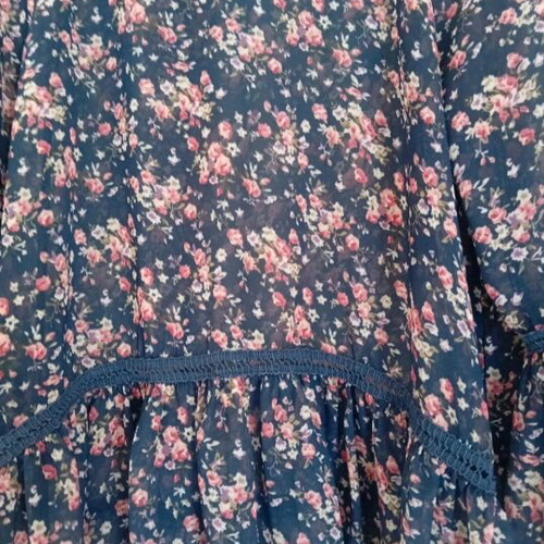 BSB Spring Floral Blouse like new, size M-L, multicolor