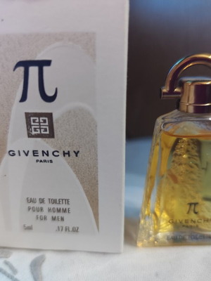 Givenchy π mini Eau de Toilette 5 ml like new