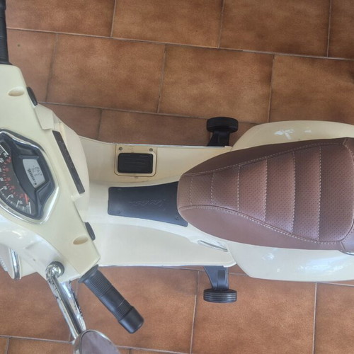 Vespa electric for kids like new