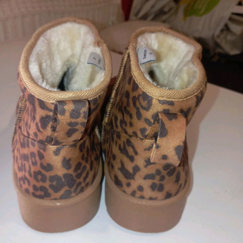 Sinsay ankle boots No40 new leopard print with inner fur