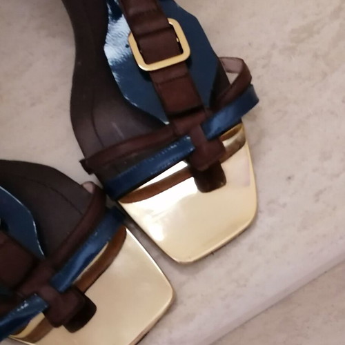 To Be Yourself sandals size 41 like new, brown and gold