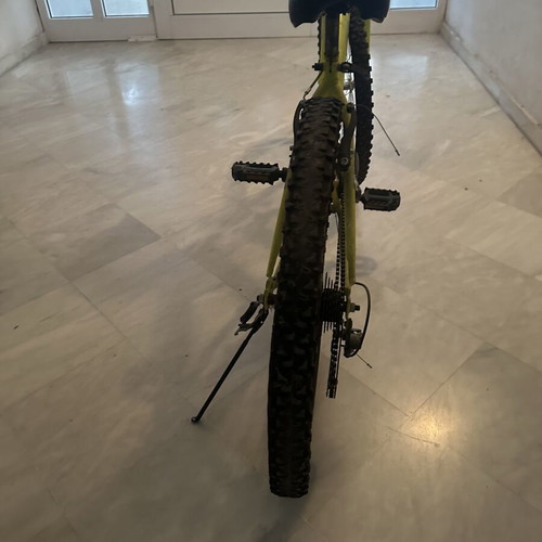 Alpina Yellow Mountain Bike used with 27 inch wheels and V-Brakes