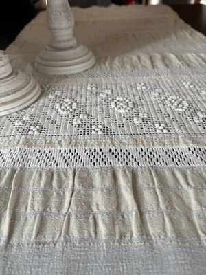 Handmade runner with set semedaki like new, exceptional quality