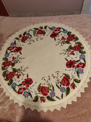 Handmade embroidered round tablecloth 90 cm used with lace