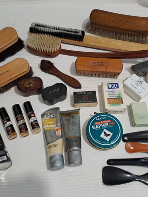 Shoe care set used with 27 pieces