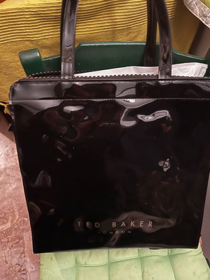 Ted Baker bag like new, authentic