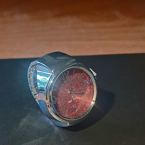 Ring watch quartz with red burgundy glitter dial and silver bracelet like new