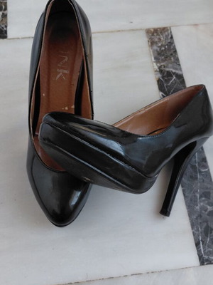 Black patent leather women's pumps, 12 cm heel