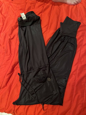 Jumpsuit like new, size L, black