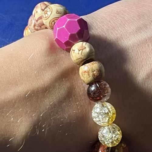 Handmade bracelet with multicolored beads
