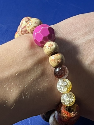 Handmade bracelet with multicolored beads