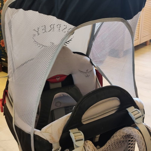 Osprey Poco AG Plus hiking child carrier