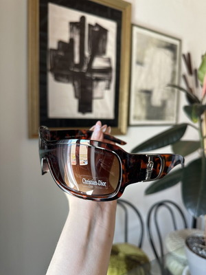 Y2K sunglasses like new, brown