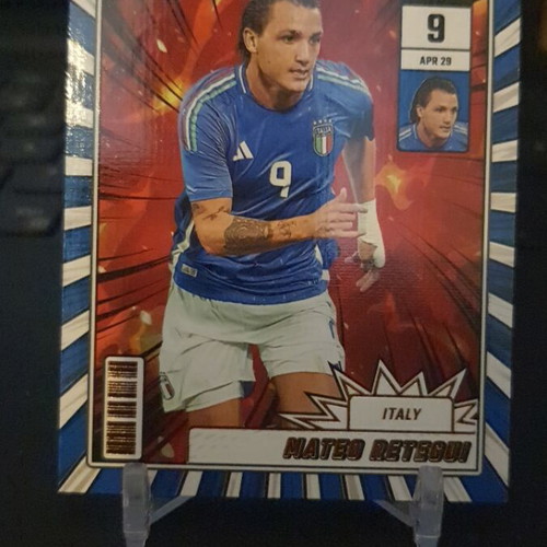 Panini Donruss Soccer 2025-26 Net Marvels Mateo Retegui card like new
