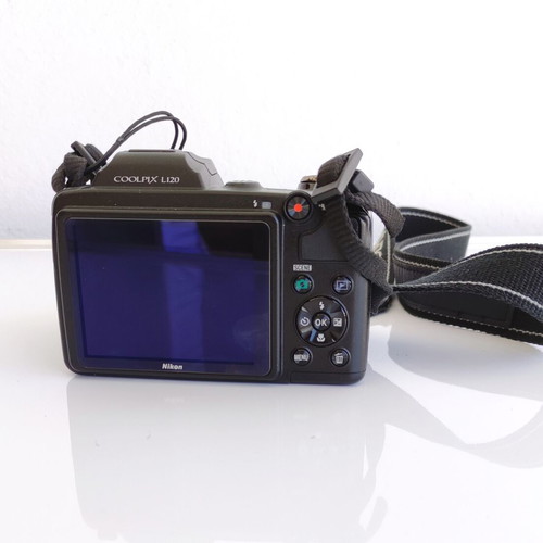 Nikon Coolpix L120 compact camera, 14.1MP, 21x optical zoom