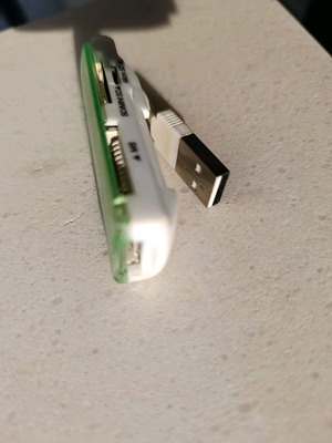 Card Reader with 3 Input Ports like new