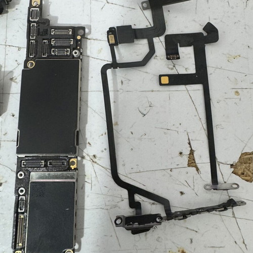 Apple iPhone XR 64GB logicboard parts set used with broken FaceID flex
