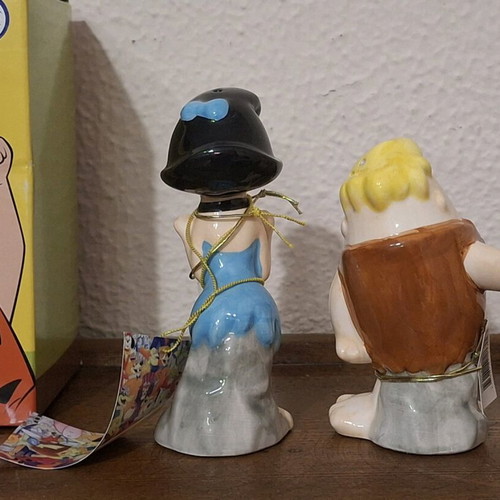 Flintstones Betty & Barney salt and pepper set new Westland