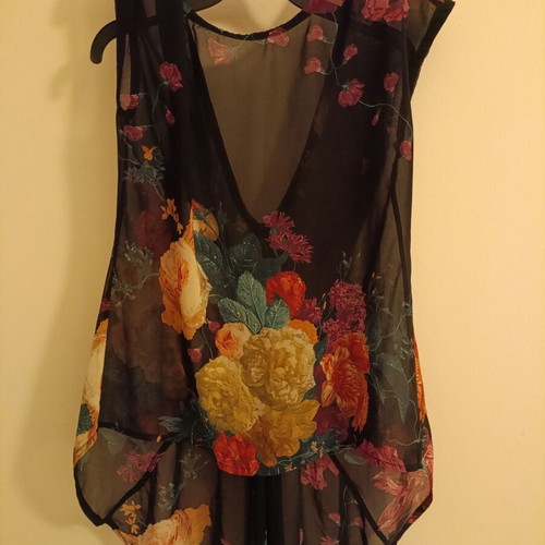 Toi&Moi floral see-through asymmetrical blouse