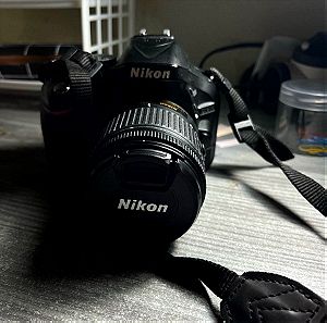 Nikon D5200 άριστη κατάσταση