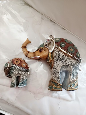 Decorative elephants like new