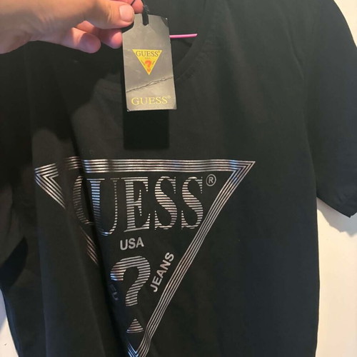 Guess black T-shirt large new with tags