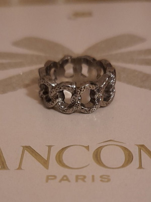Ring new with chain design silver
