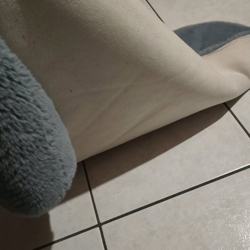 Fur rug throw used 90 cm