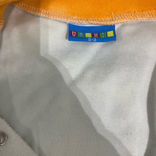 Velour baby rompers like new for 2-5 months old