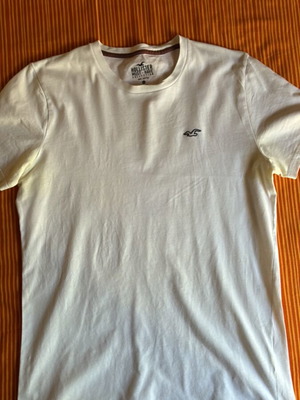 Hollister white T-shirt, size M