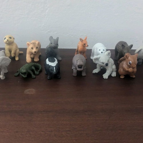 Kinder Natoons and Penguins toys like new