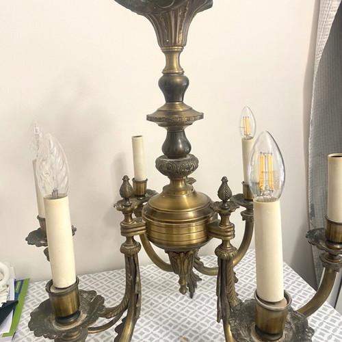 Bronze chandelier with 6 lights like new, carved brass