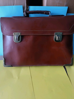 Vintage leather bag like new, handmade 50s brown