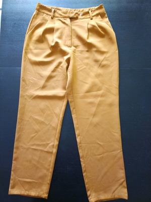 Mustard women's pants size M like new Shein