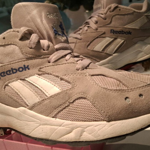 Reebok athletic shoes with reflective details, like new