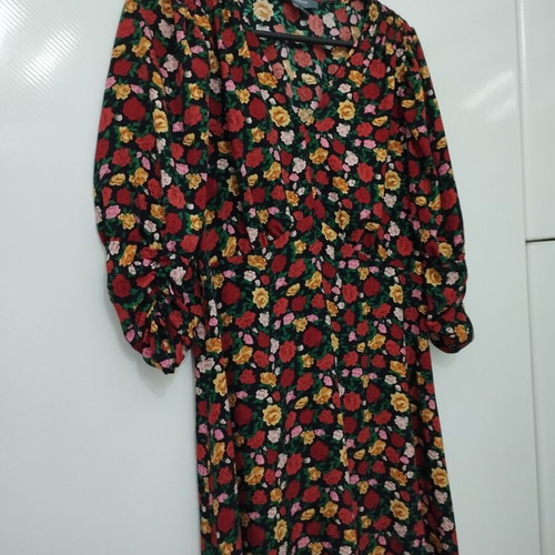 Primark midi floral dress with V neckline and ruching like new