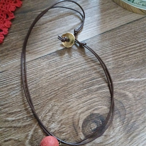Leather necklace with semi-precious stone like new