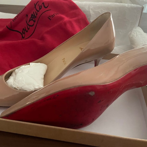 Louboutin nude pumps size 37.5 like new