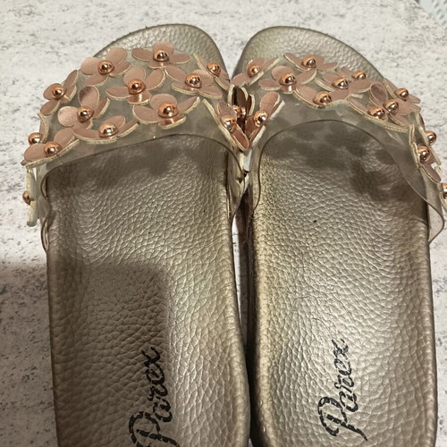 Parex women's slippers size 40 like new, gold floral design
