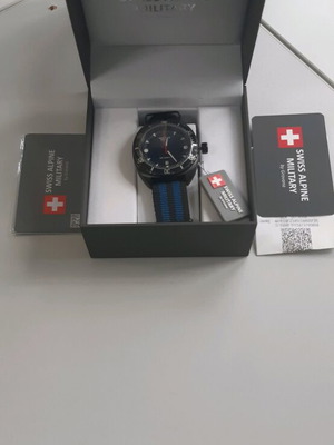 Swiss Alpine Military Turtle 44mm men's watch new, black-blue