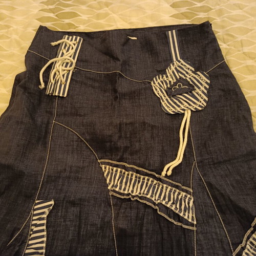 Women's blue skirt like new, size XL 42 14, denim style