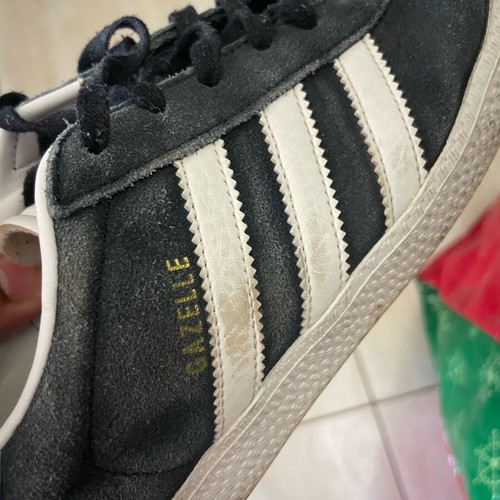 Gazelle Adidas athletic shoes size 38 used, black and gray