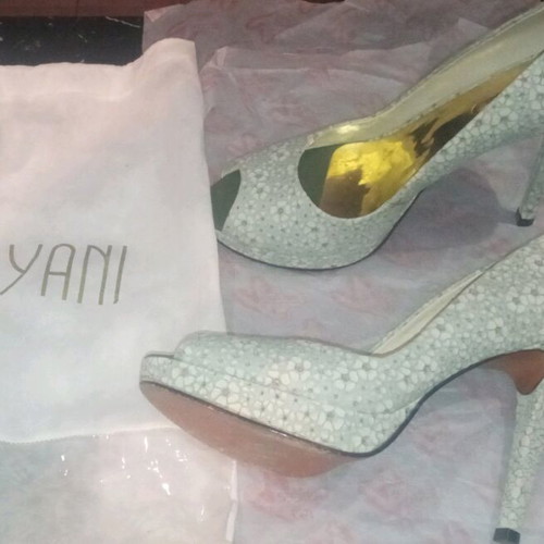 SATRYANI PEEP TOE HEELS