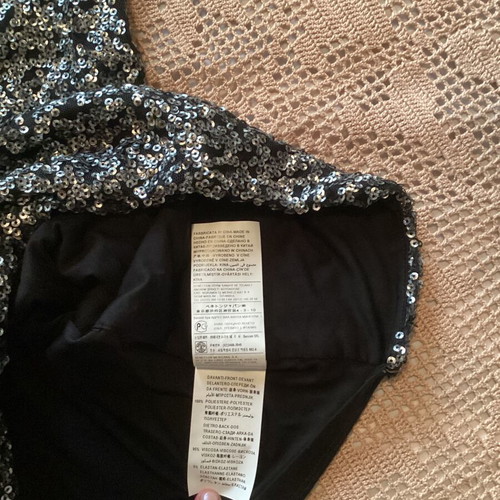 Benetton Black Sleeveless Top with Sequins size M like new