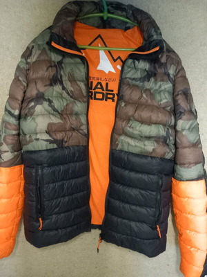 Superdry men's jacket large, like new, multicolor