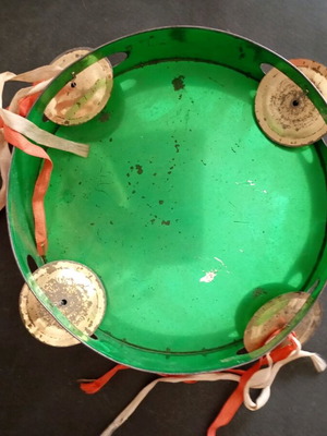 Παιδικό παιχνίδι ντέφι μεταχειρισμένο με κορδέλες