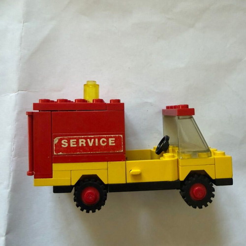 Lego Classic Town Auto Service Vintage Set 646-1, 43 pieces