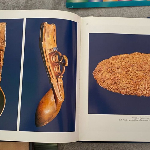 Crete Proud Beauty book like new