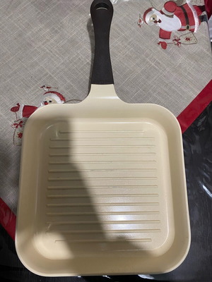 Neoflam frying pan like new, used few times