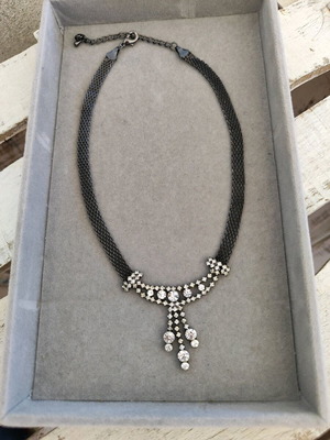 Necklace used, elegant for holidays